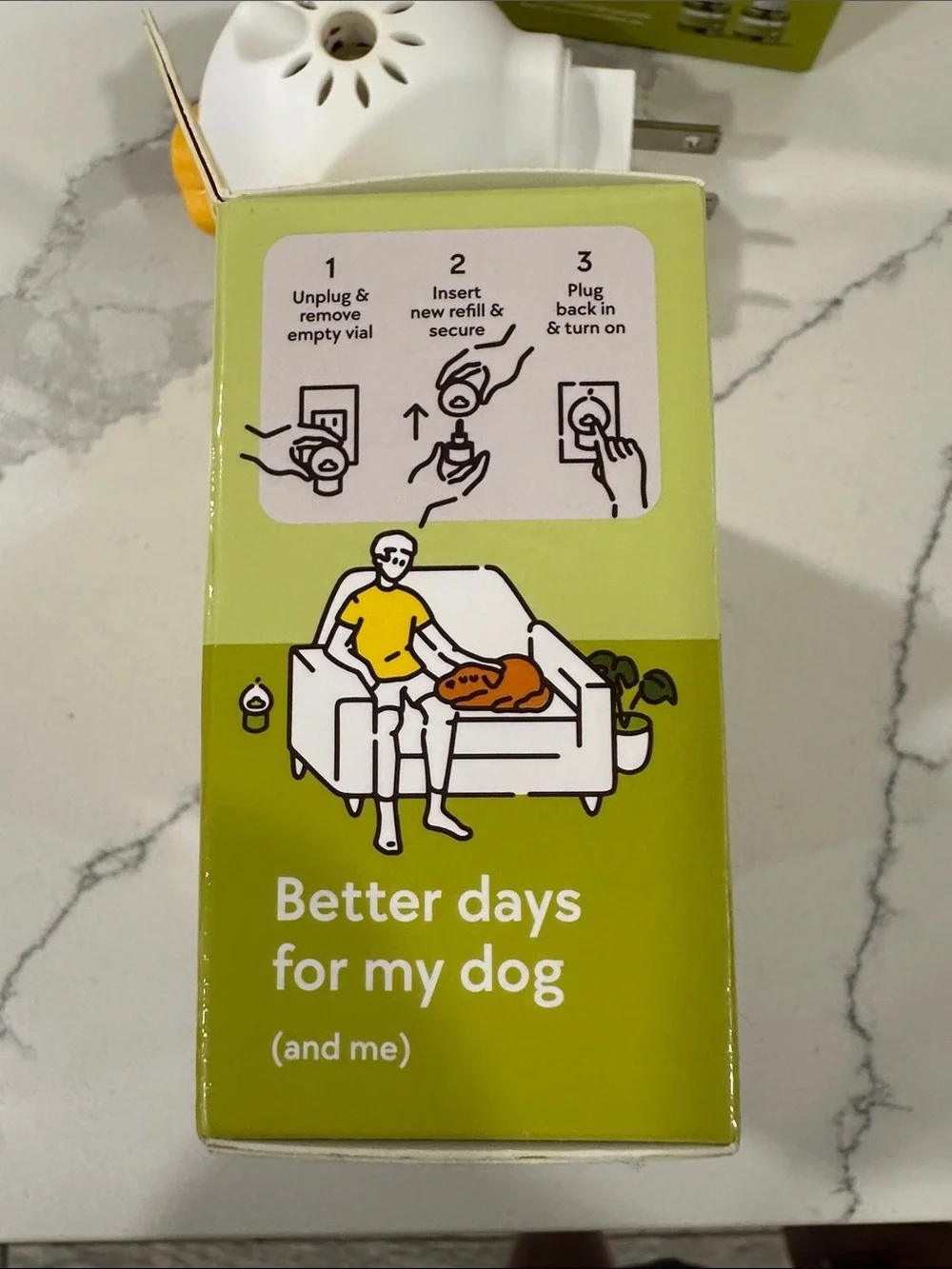 Dog Calming Diffuser Plug-In - 1 diffuser and 4 refills